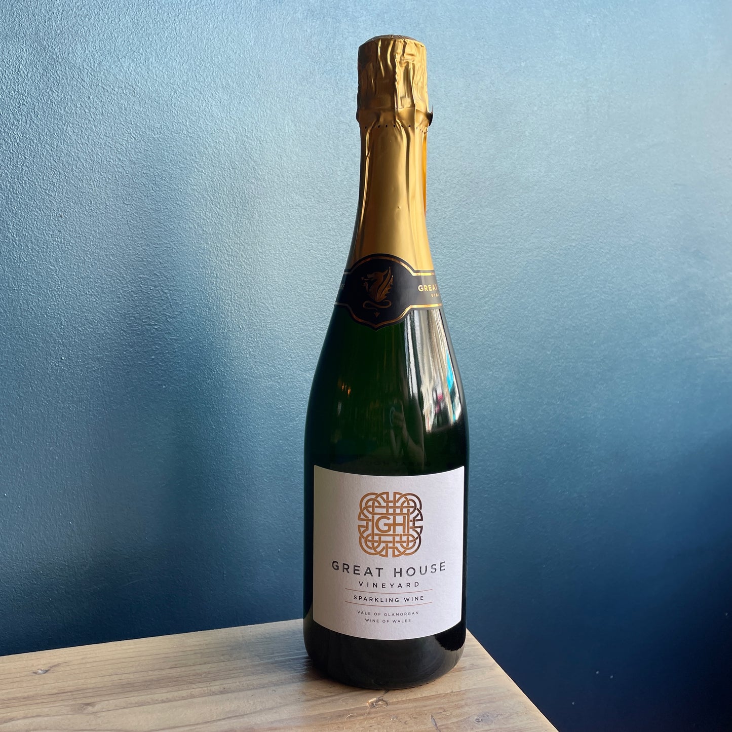 Great House Sparkling Seyval Blanc, Welsh Sparkling Wine, Vale of Glamorgan